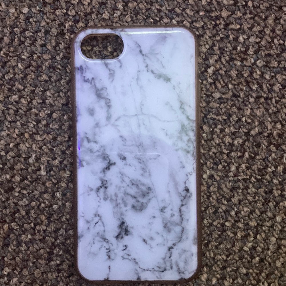 iPhone se case